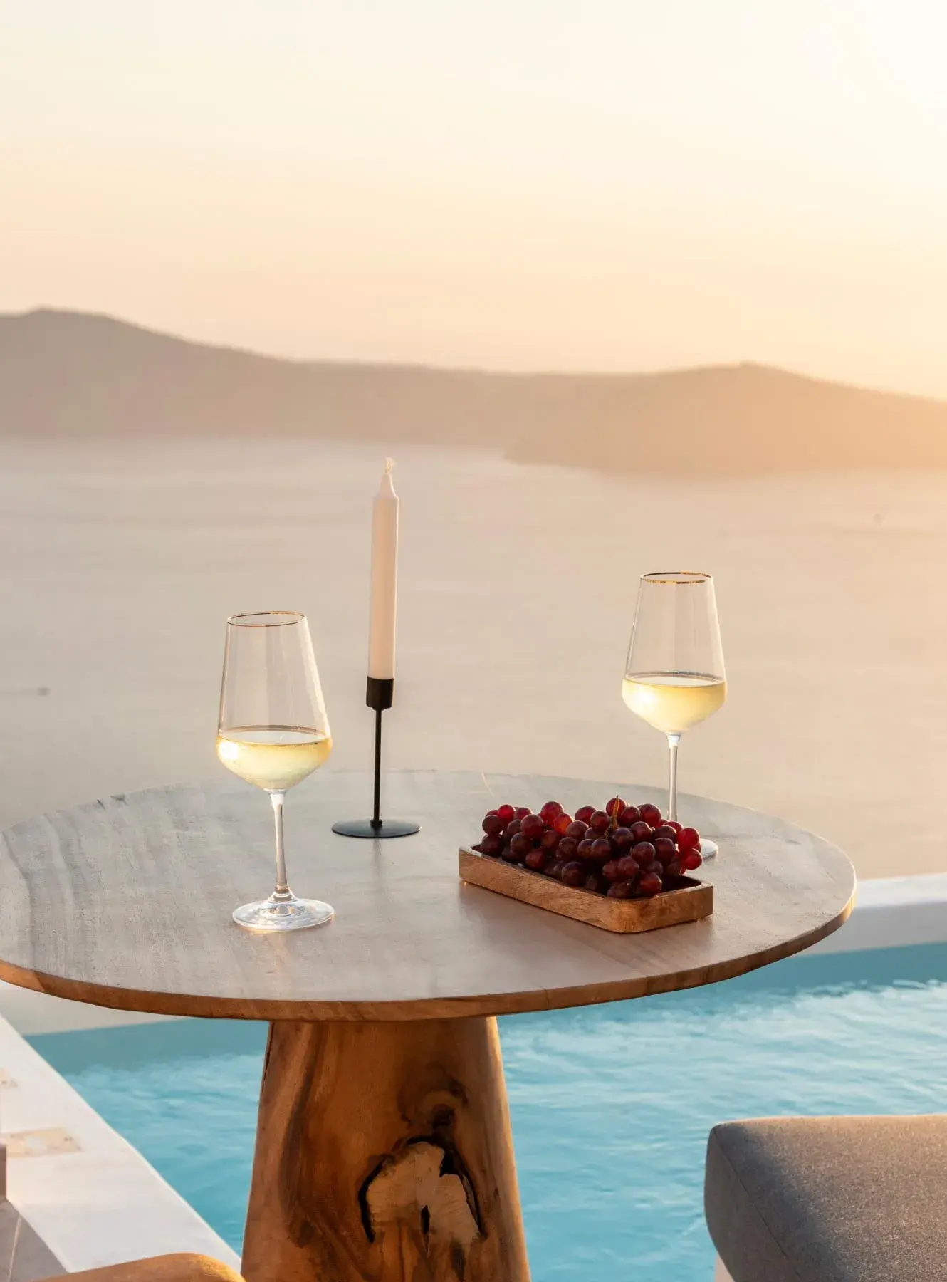 Honeymoon Suite with Outdoor Heated Jacuzzi